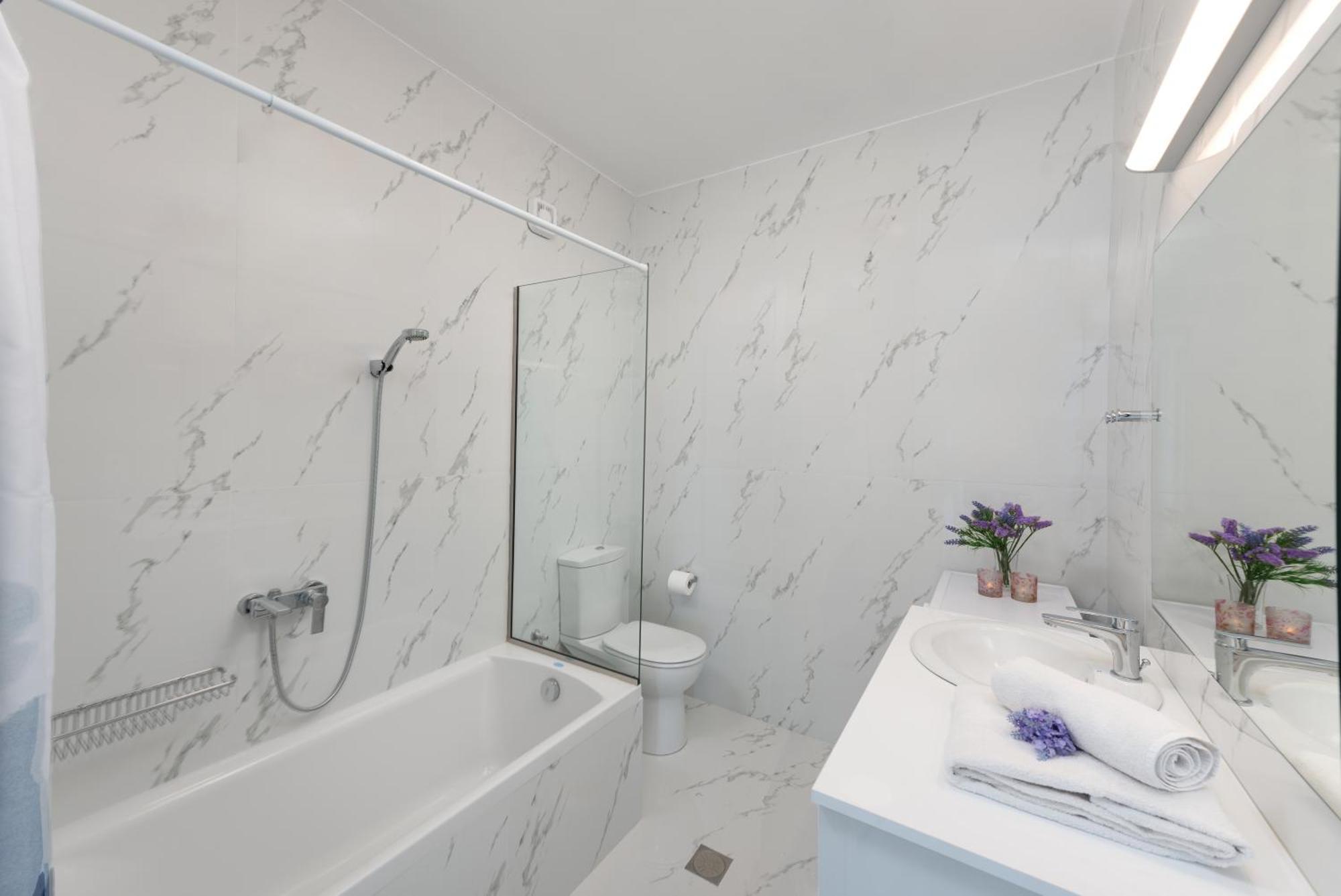 Sea View Bliss 2Br Agios Getaway Apartment Agios Nikolaos  Ngoại thất bức ảnh